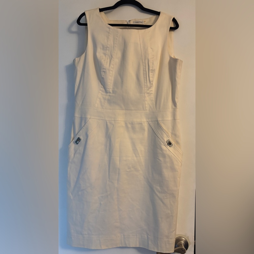 Calvin Klein Ivory Sleeveless Sheath Dress EUC -Lined